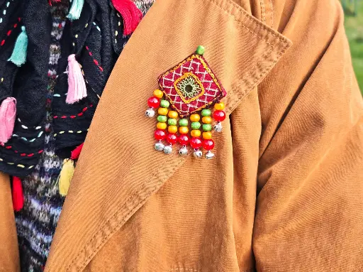 Brooch - Red Jellyfish Kite